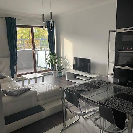 House4You Apartament Sakura Airport Chopin Warsaw Exterior photo