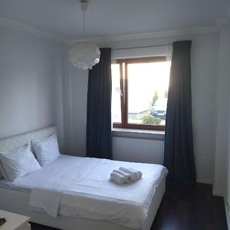 House4You Apartament Sakura Airport Chopin Warsaw Exterior photo